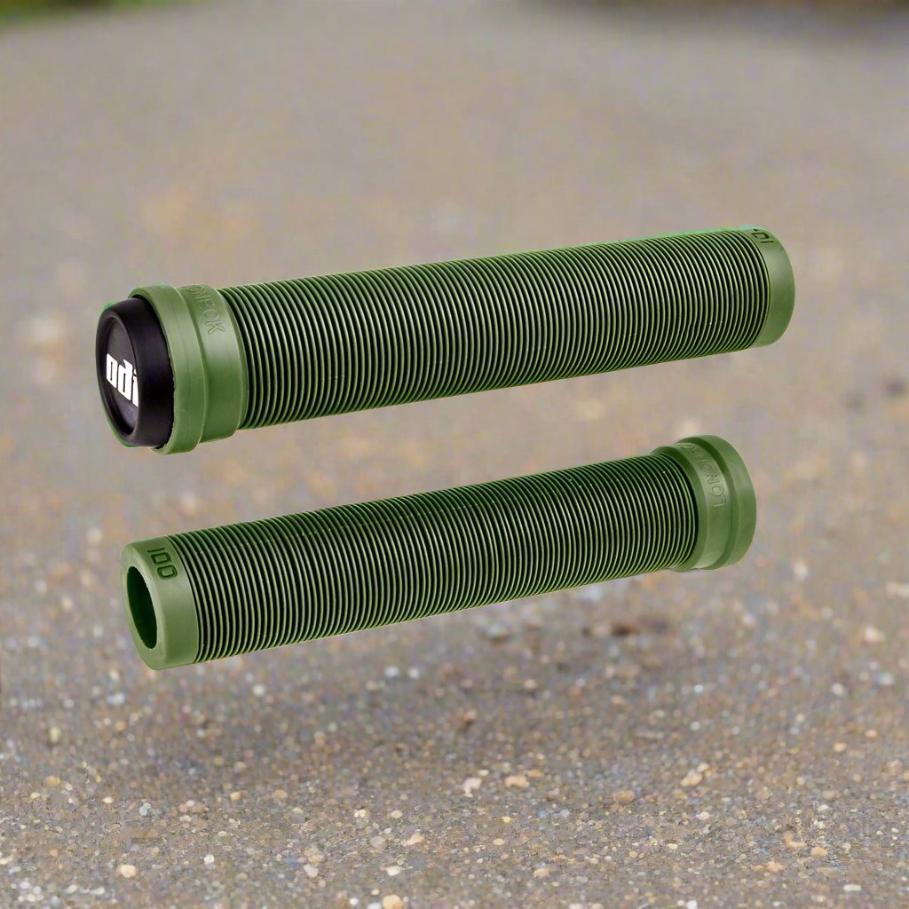 ODI LONGNECK SLX SOFT FLANGELESS 160mm GRIPS
Color Army Green sold by Flite FliteBMX